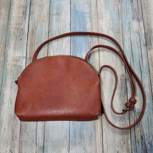 Antik Kraft Crossbody Purse. - Picture 2 of 8